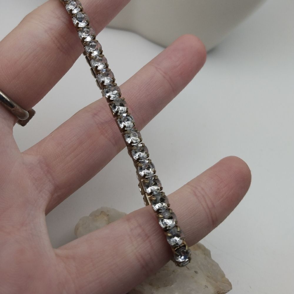 Sparkle and shine bracelet stretch